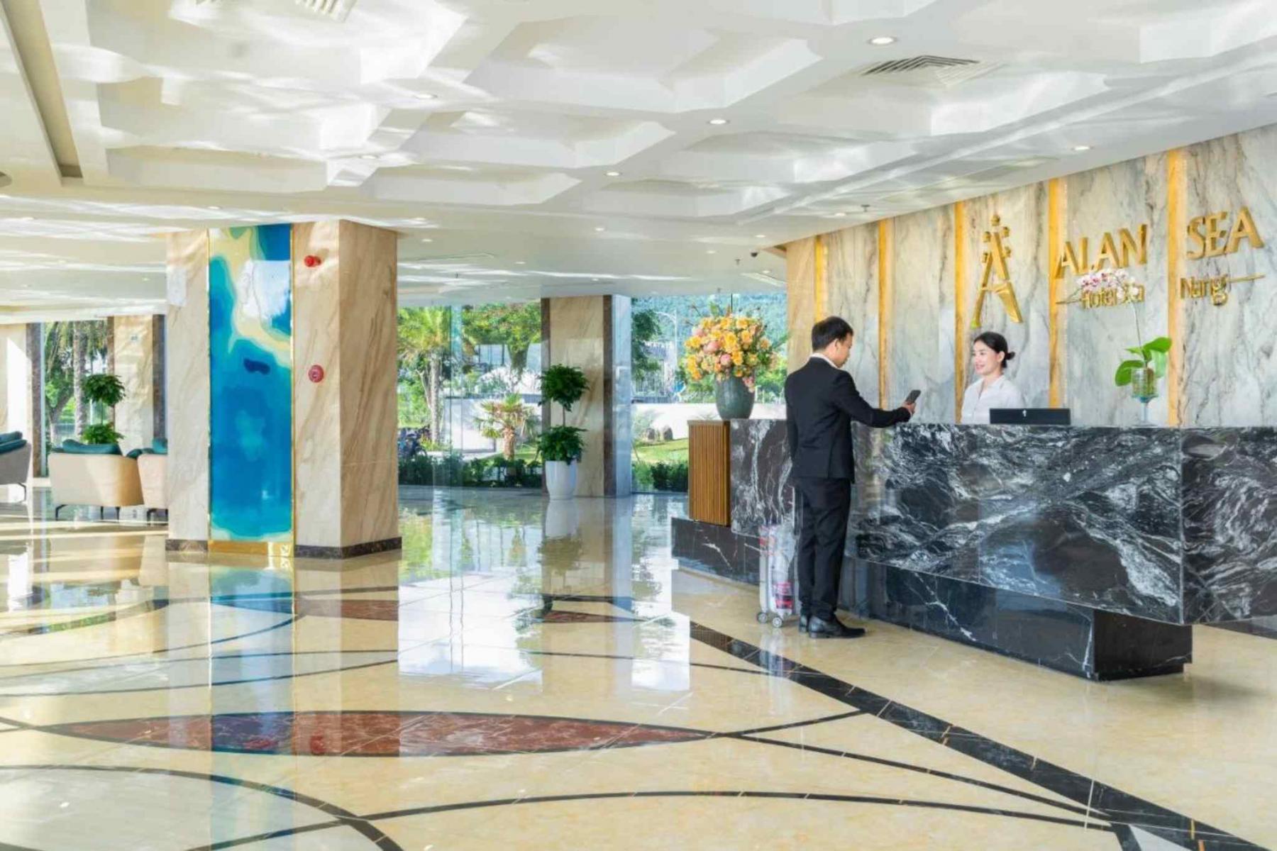 Đội ngũ nhân viên của Alan Sea Hotel Da Nang 